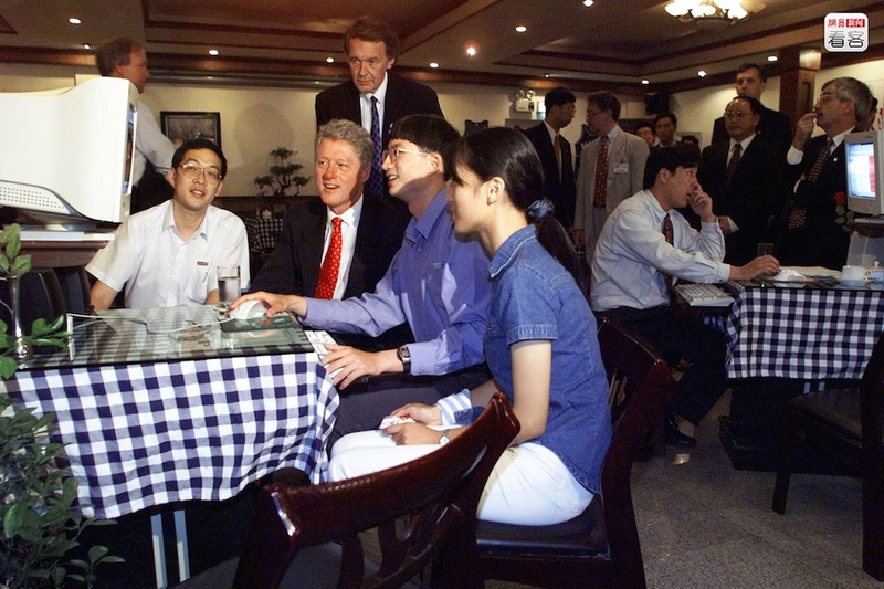 Illustration for article titled A Look Back At Chinese Net Cafes Through The Years